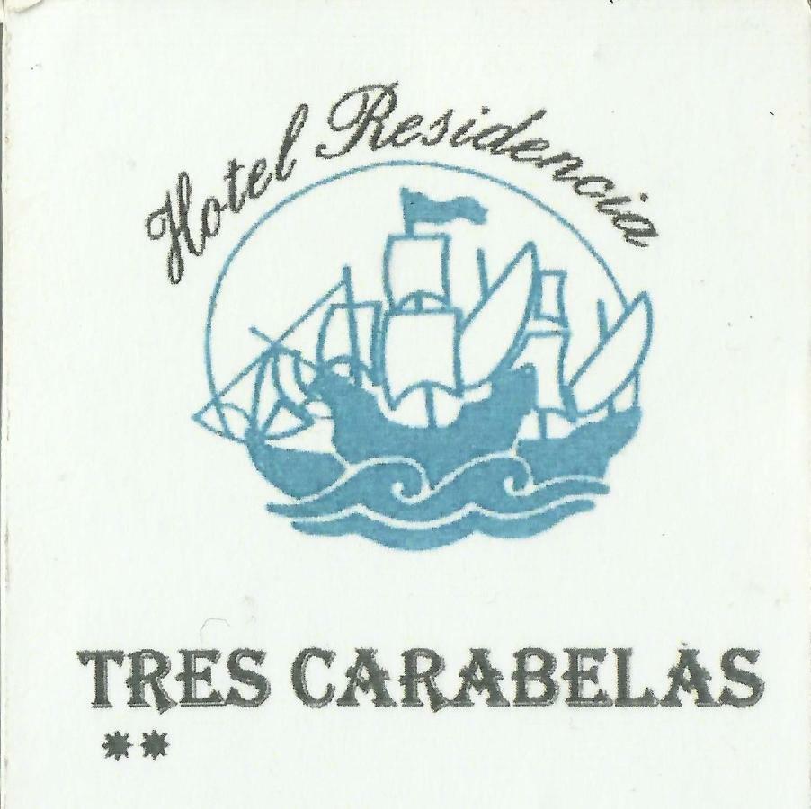 באיונה Hotel Tres Carabelas מראה חיצוני תמונה